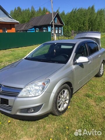 Opel Astra 1.8 AT, 2011, 94 000 км