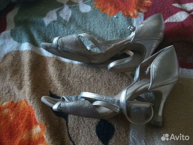 Босоножки танцевальные 38р (латина)