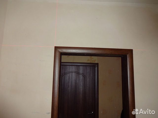 Установка межкомнатных дверей