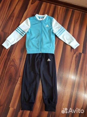 Спортивный костюм Adidas новый детский 110 р Спортивный костюм Adidas новый детский 110 р