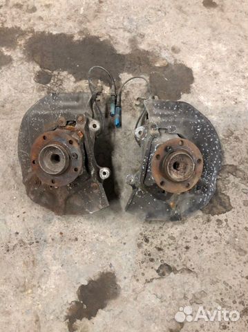 Bmw e60 530d Перед.поворотный кулак в сборе