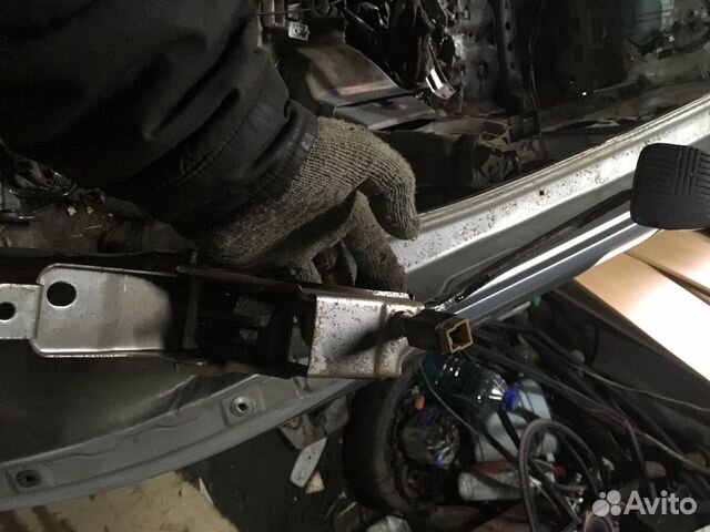 Педаль сцепления Nissan Primera P12