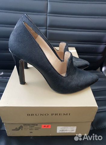 Туфли новые из меха пони Bruno Premi 35р