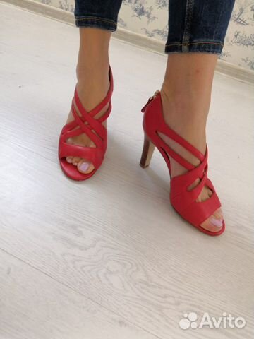 Босоножки кожаные Эконика