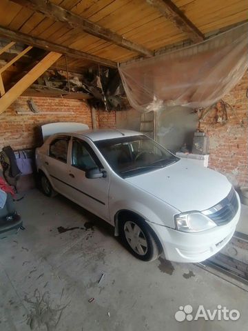 Разбор Рено Логан 2012 белого цвета