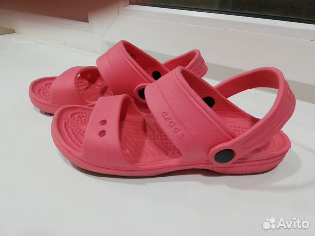 Сандали Crocs