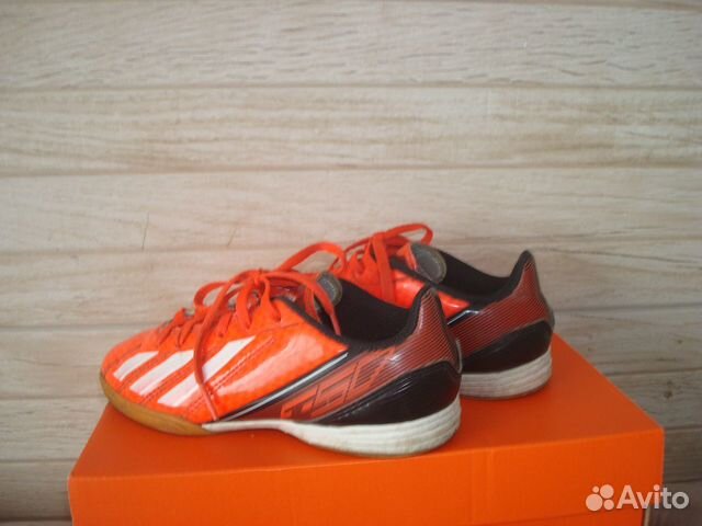 Футзалки adidas, р-р33,длина стельки 22см
