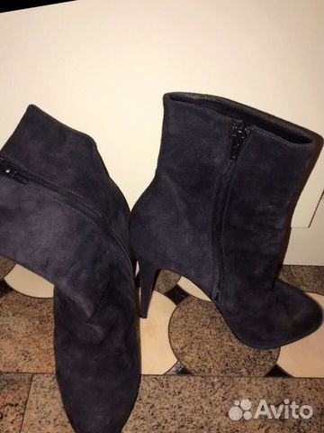 Ботильоны Christian Louboutin Ботильоны Christian Louboutin