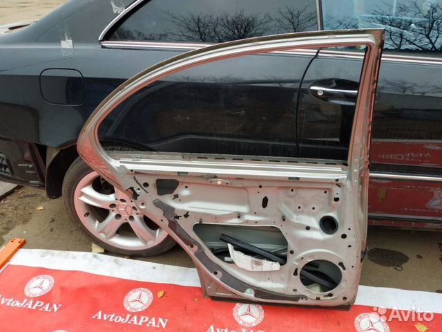 Дверь задняя левая Mercedes E-Class W211 Дверь задняя левая Mercedes E-Class W211