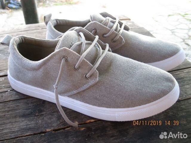 Кроссовки zenden новые