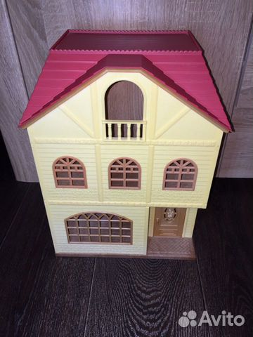 Трехэтажный дом Sylvanian Families