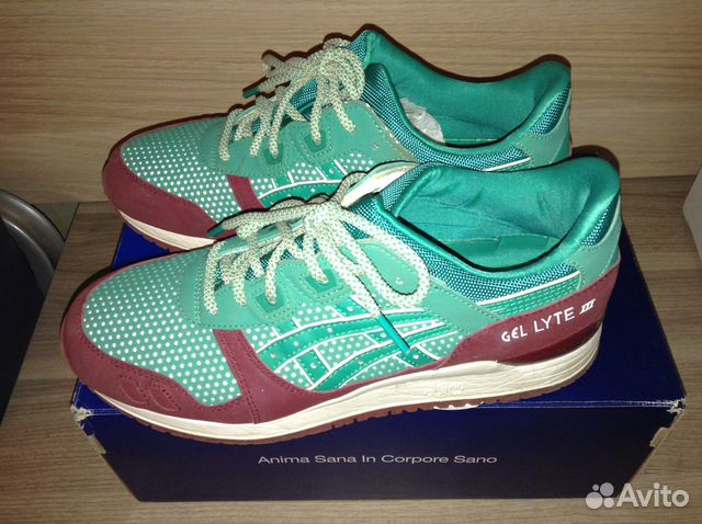 Кроссовки asics