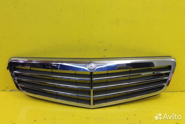 Решетка радиатора Mercedes C-Classe W204