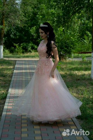 Вечернее платье