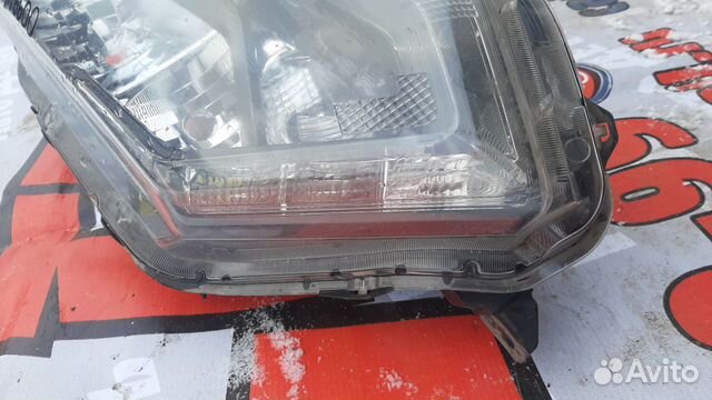 Фара левая Ниссан Nissan X-Trail T32 2014 Фара левая Ниссан Nissan X-Trail T32 2014