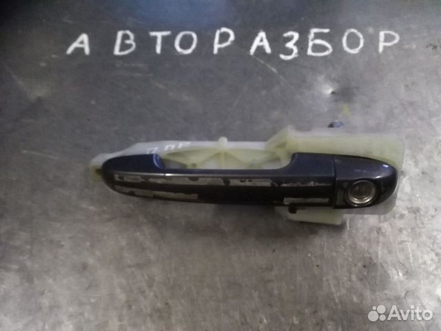 Наружная ручка передней правой двери Hyundai Elant Наружная ручка передней правой двери Hyundai Elant