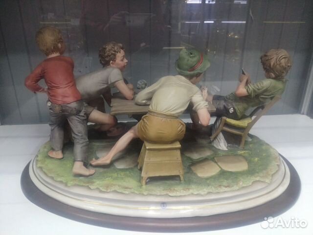 Фарфоровая фигура Каподимонте (Capodimonte) (Жулик Фарфоровая фигура Каподимонте (Capodimonte) (Жулик
