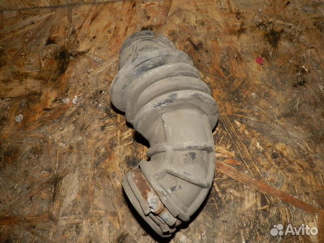Патрубок воздушного фильтра Форд Фокус 3