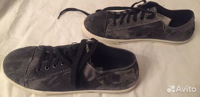 Кроссовки Кроссовки