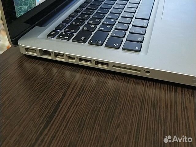 Apple MacBook Pro (i5, 8гб, ssd, intl HD)
