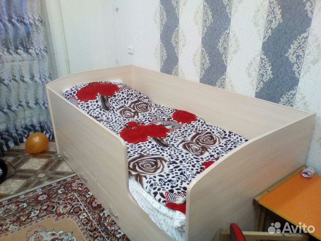 Кровать Кровать