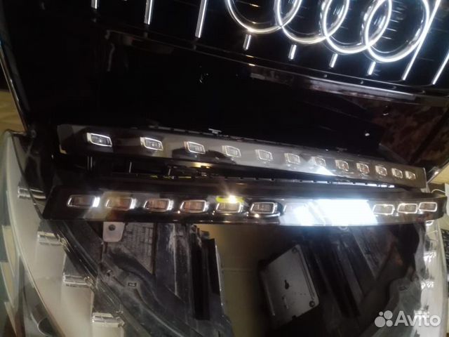 Audi Q7 4L диодный поворотник правый левый