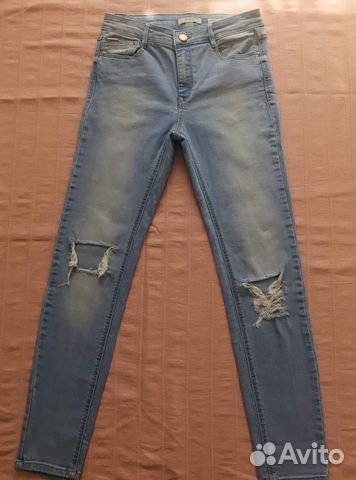 Джинсы skinny с высокой талией Stradivarius Джинсы skinny с высокой талией Stradivarius