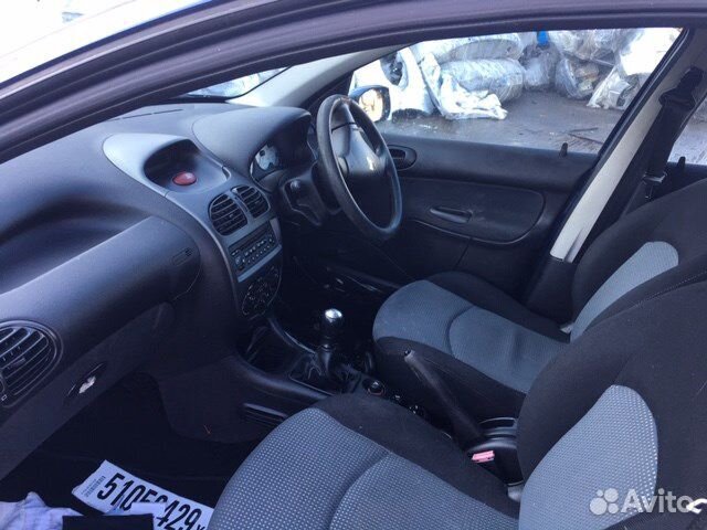 Разбор на запчасти Peugeot 206 Разбор на запчасти Peugeot 206