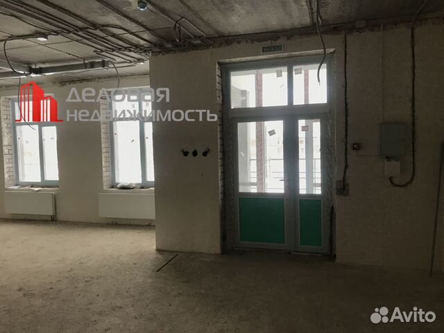 Сдам 140 кв.м. под торговлю и услуги у Монумента