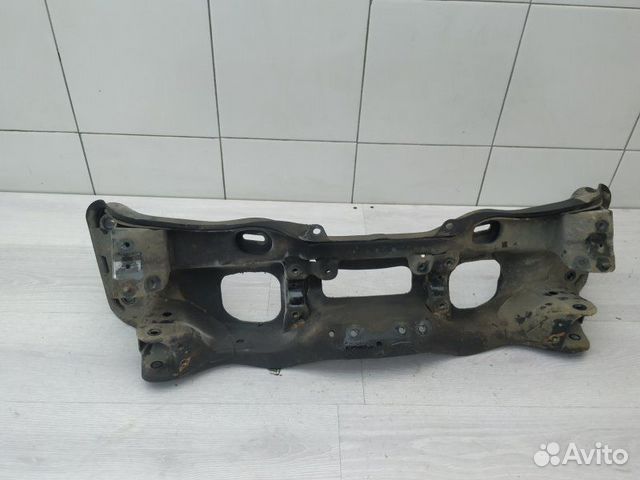 Подрамник передний 20101XA00A Subaru Tribeca B9