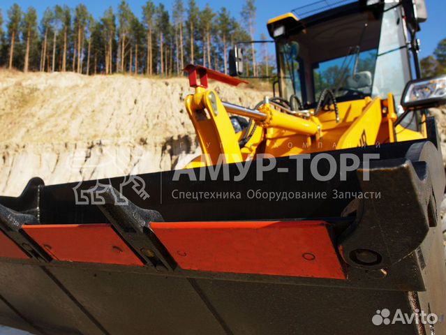 Фронтальный погрузчик Amur DK620m В Наличии Фронтальный погрузчик Amur DK620m В Наличии