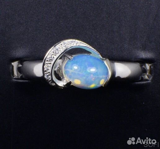 Серебряное кольцо с опалом и фианитом натуральным