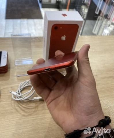 Телефон iPhone Red Product/32 гб/С гарантией