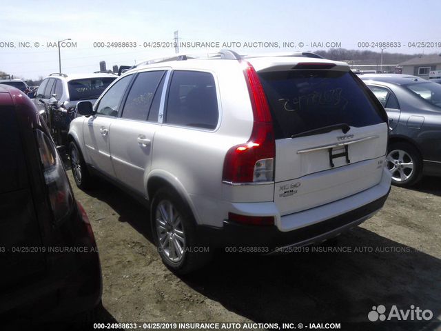 Volvo XC90 V8 4,4 на запчасти в разборке