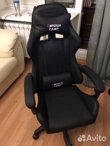 Игровое компьютерное кресло