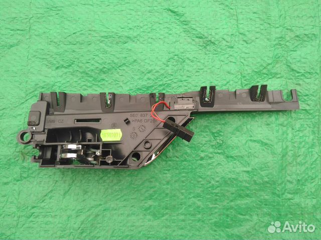 Ручка двери передней правая Шкода Октавия А7 Ручка двери передней правая Шкода Октавия А7