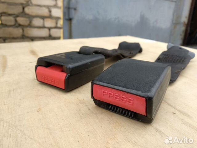 Замок ремня безопасности Пежо 206 задний