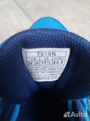Кроссовки Asics