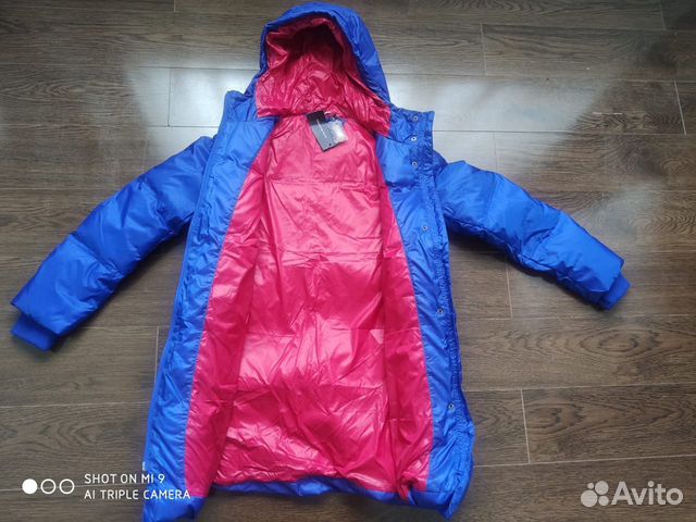 Новый пуховик Tommy Hilfiger Новый пуховик Tommy Hilfiger