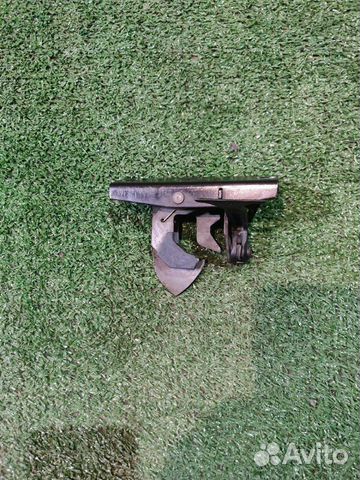 Замок капота на Мерседес W211-A2118800264 Замок капота на Мерседес W211-A2118800264