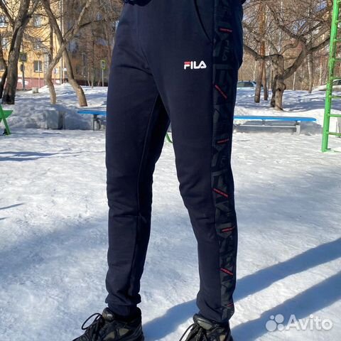 Новые спортивные штаны Fila синие Новые спортивные штаны Fila синие