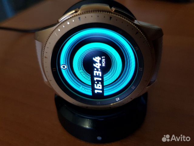 Часы samsung Galaxy Watch (42mm) Часы samsung Galaxy Watch (42mm)