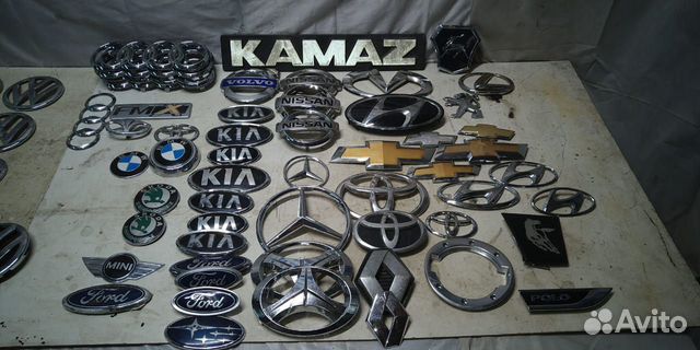 Эмблема на крышку багажника Ford Focus 1998-2002