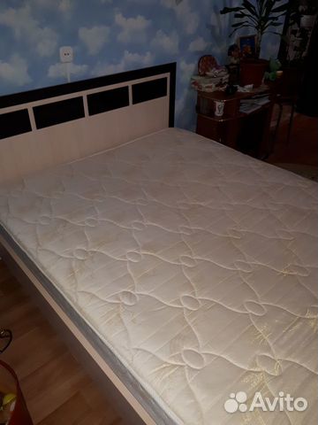 Продаю двухспальную кровать