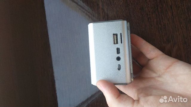 Портативная колонка