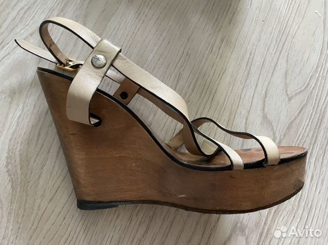 Босоножки See by Chloe на деревянной танкетке