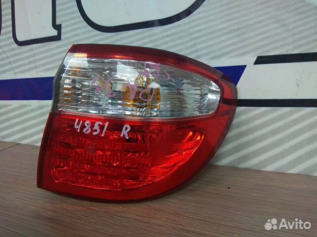 Фонарь задний задний правый Nissan Cefiro A33