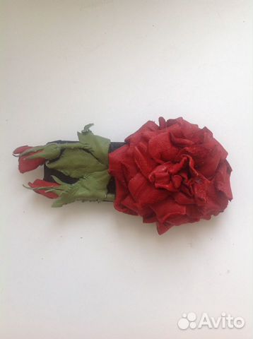 Заколка из натуральной кожи 