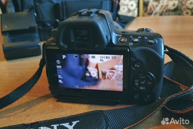Sony Alpha SLT-A33 Kit