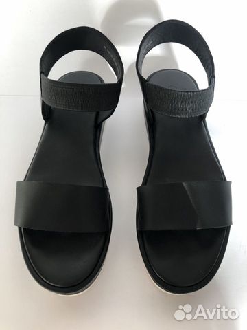 Сандалии COS